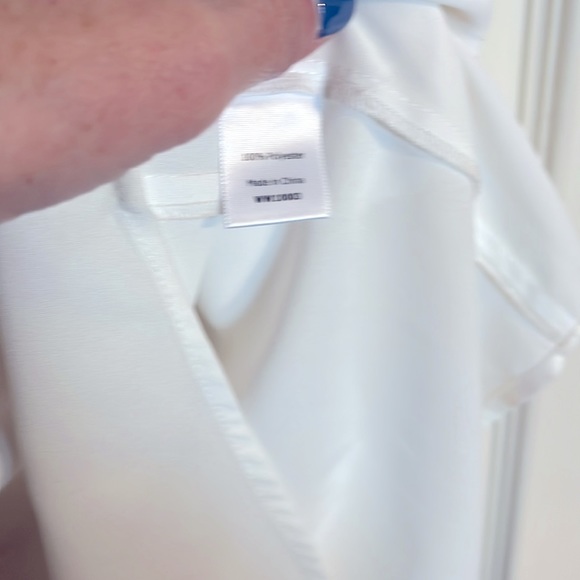 Shell style blouse, sleeveless, size L. - Picture 4 of 4